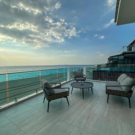 Stunning Beachfront View Luxurious Apartment 40 Джомтиен Бийч Екстериор снимка