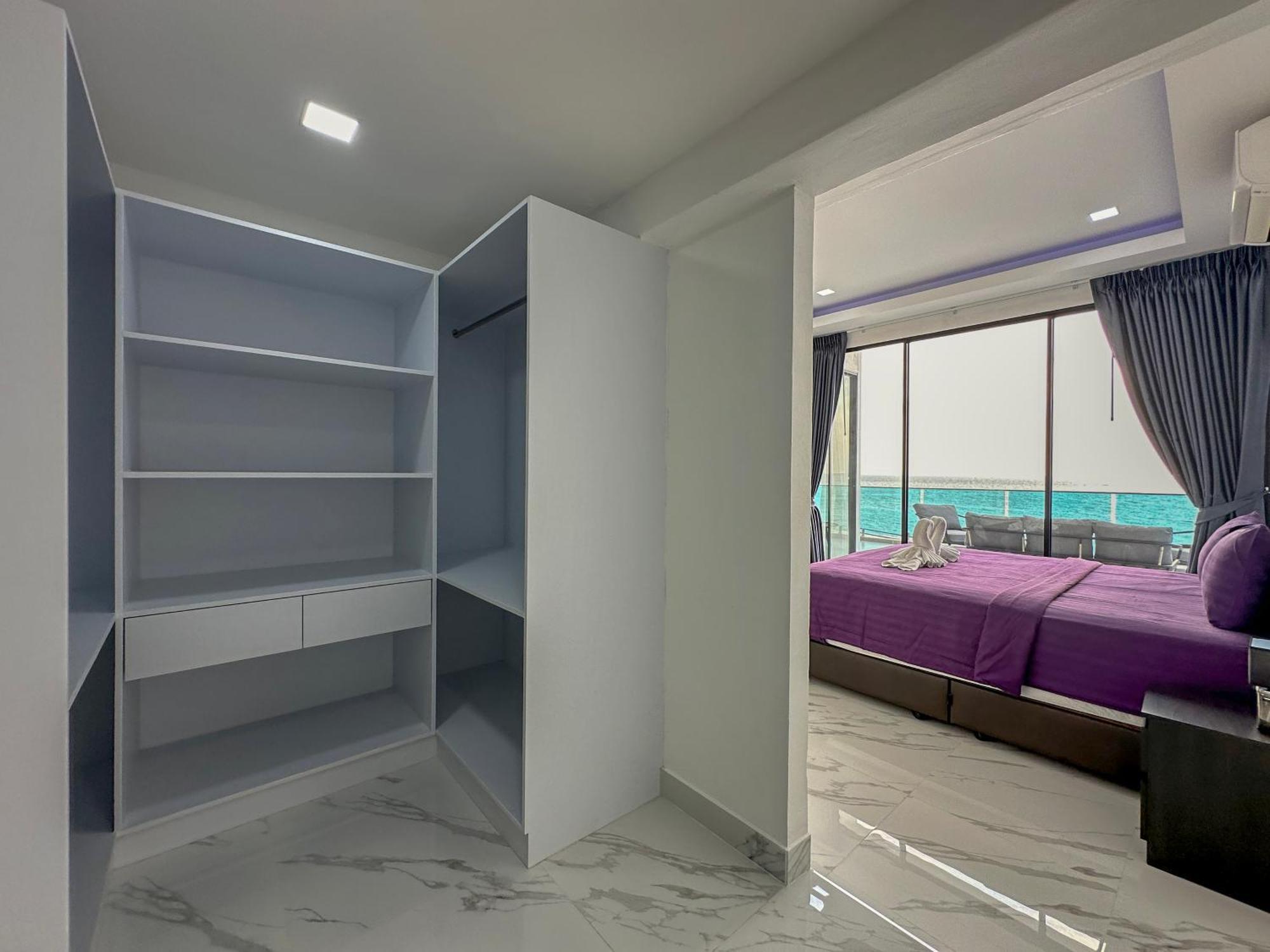 Stunning Beachfront View Luxurious Apartment 40 Джомтиен Бийч Екстериор снимка